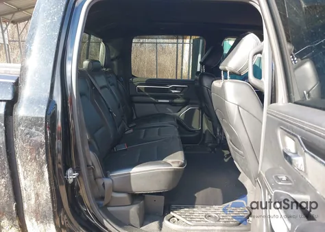 2019 Ram 1500 Laramie 4X4 5'7 Box из США, поврежденный, VIN 1C6SRFJT5KN772582